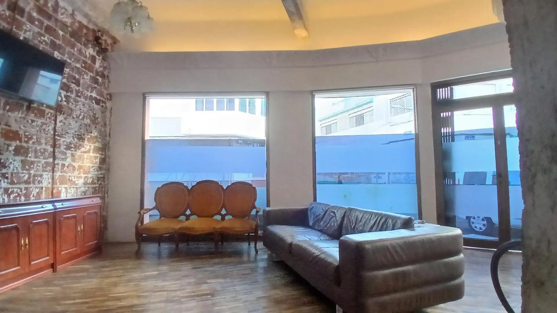 Art Studio, Monthly Santa Cruz de Tenerife 0*,  Spanien